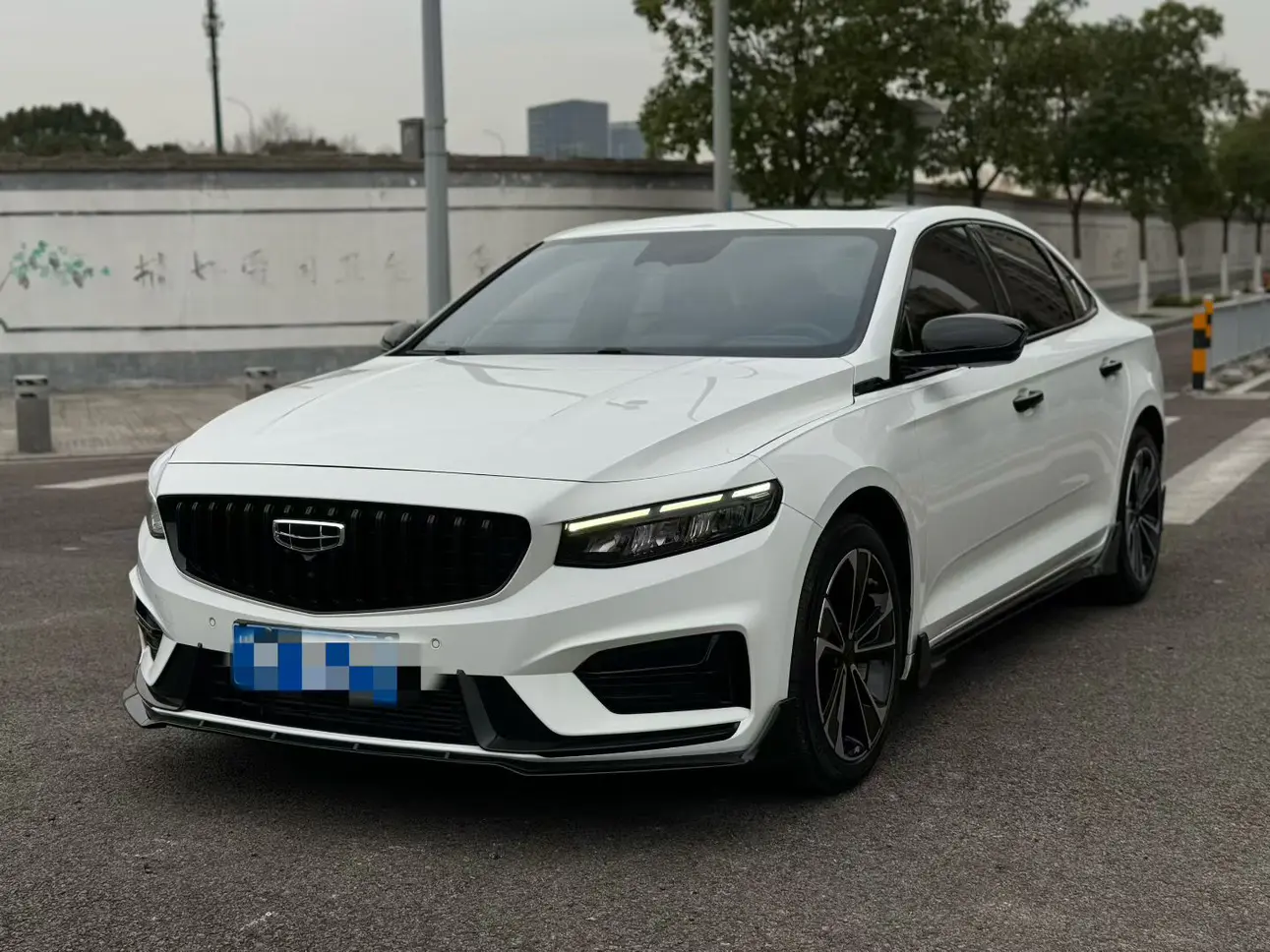 Geely Xing Rui  из Китая