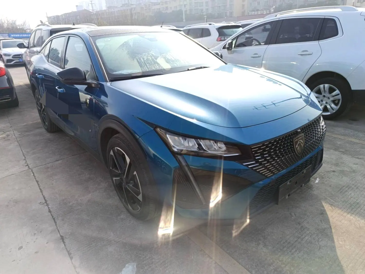 Peugeot 408X  из Китая