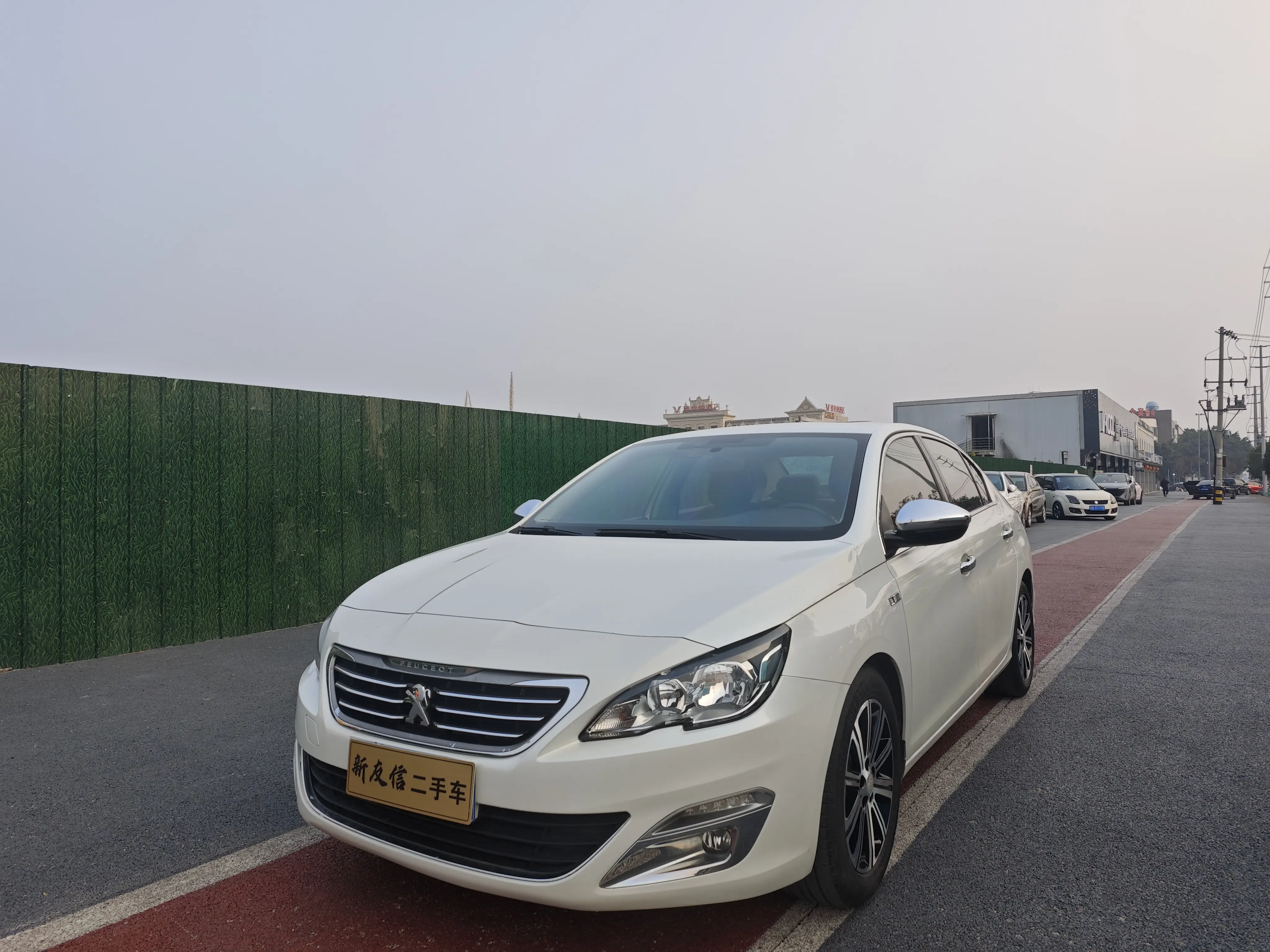 Peugeot 408  из Китая