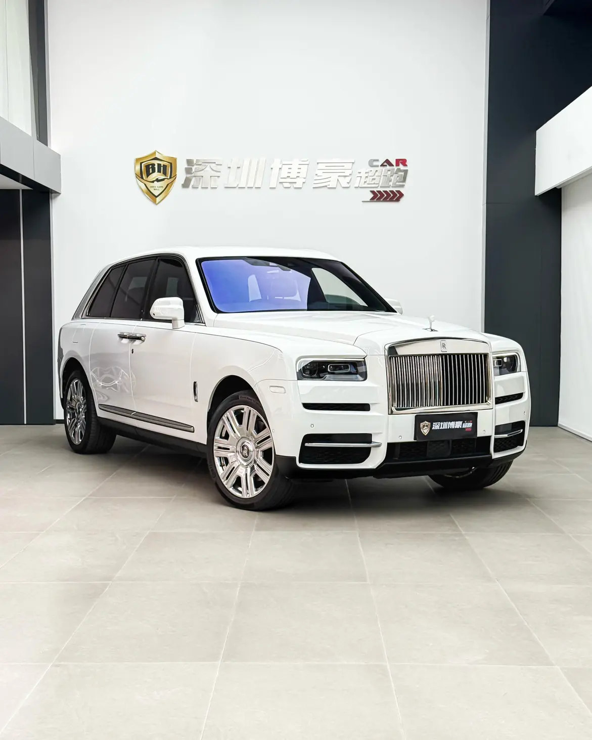 Rolls Royce Cullinan  из Китая