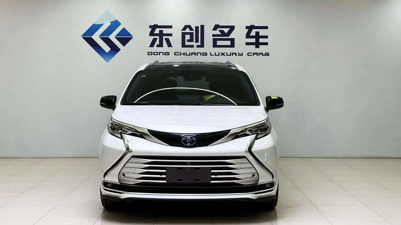 Toyota Sienna  из Китая