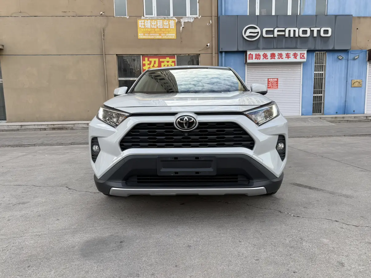 Toyota RAV4  из Китая