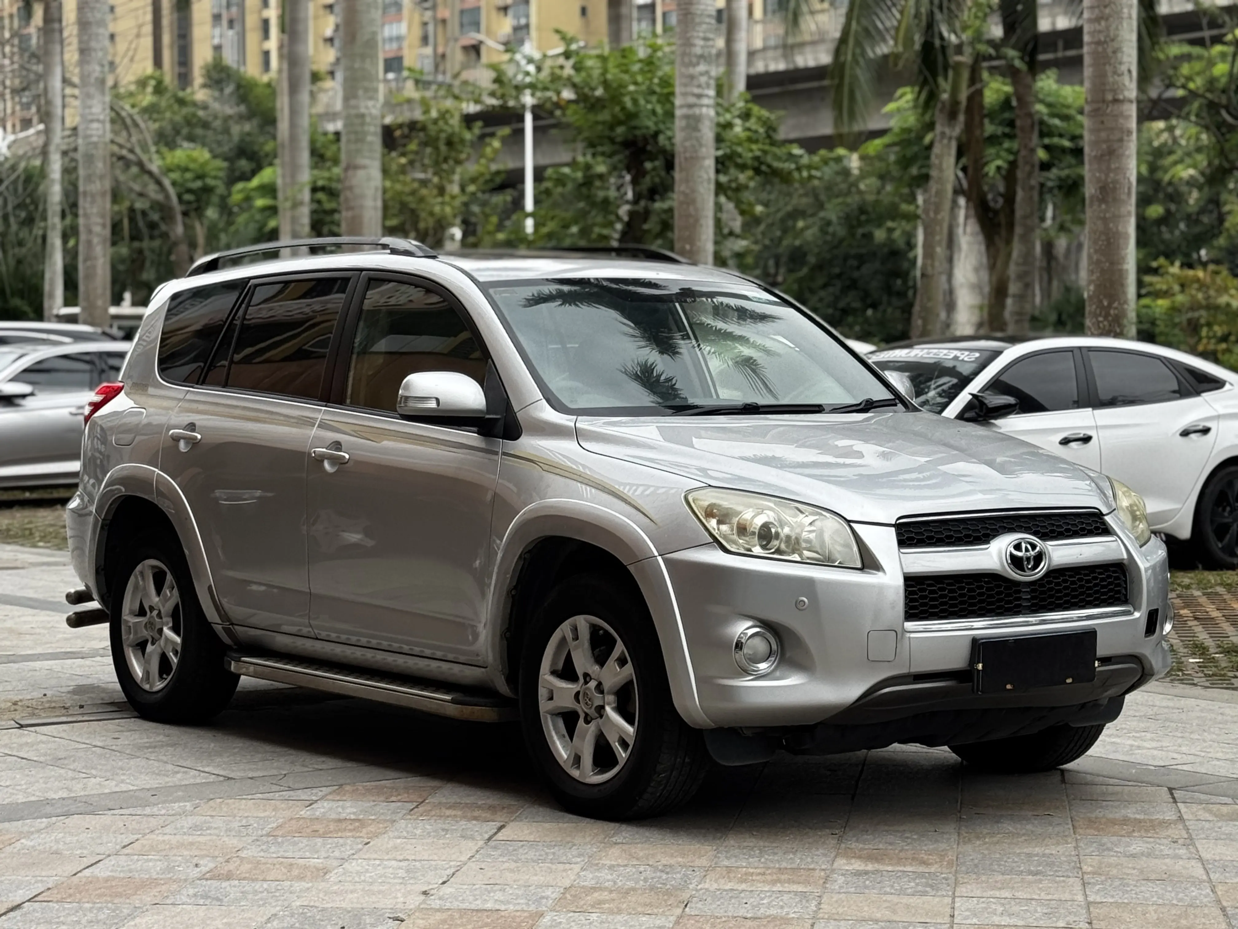 Toyota RAV4  из Китая