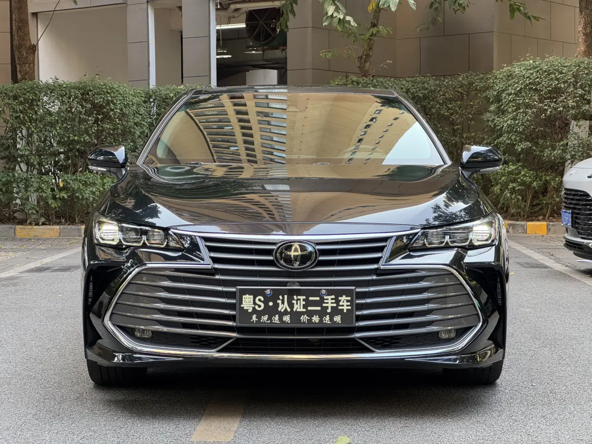 Toyota Avalon (Asian dragon)  из Китая
