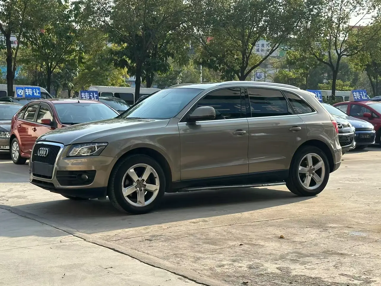 Audi Q5  из Китая
