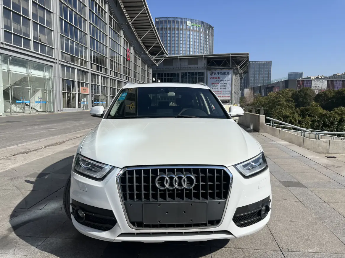 Audi Q3  из Китая