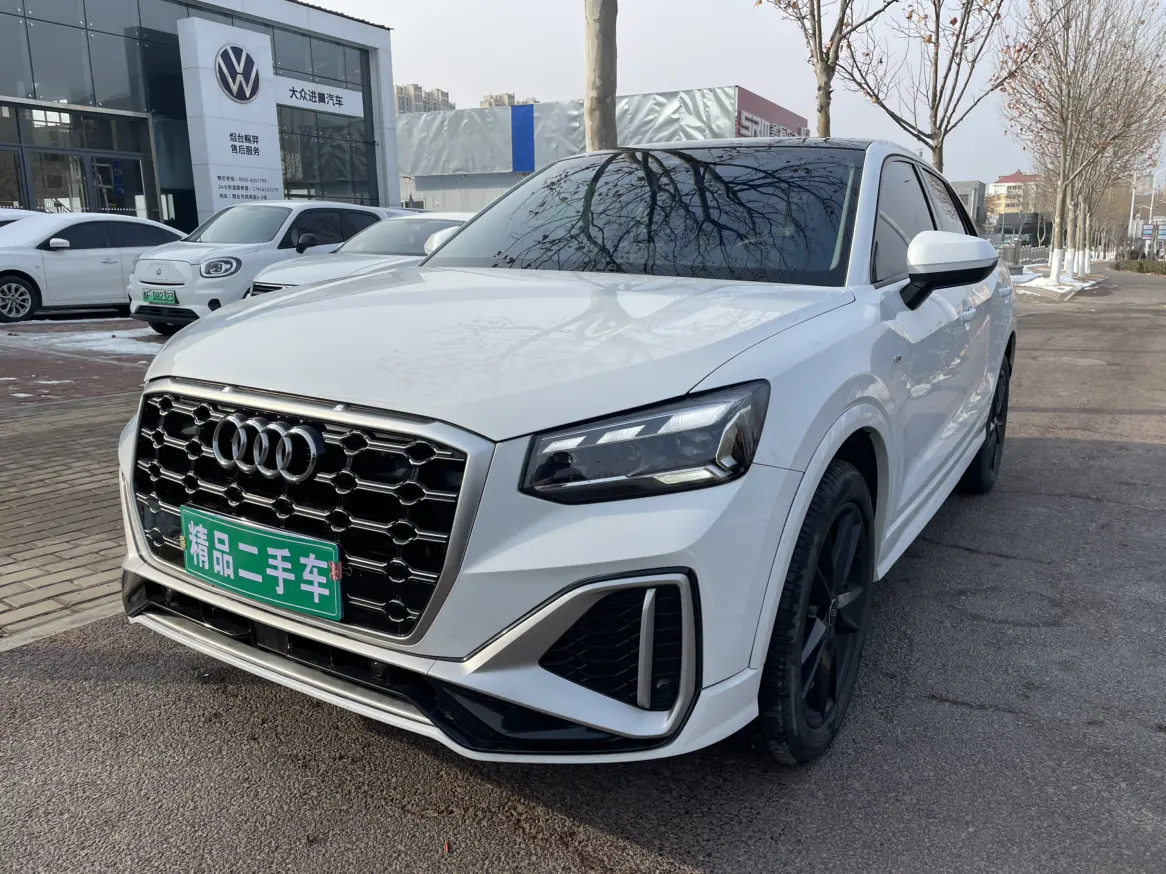 Audi Q2L  из Китая