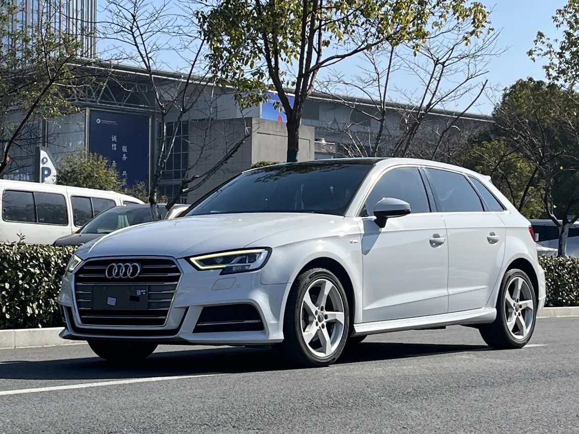 Audi A3  из Китая