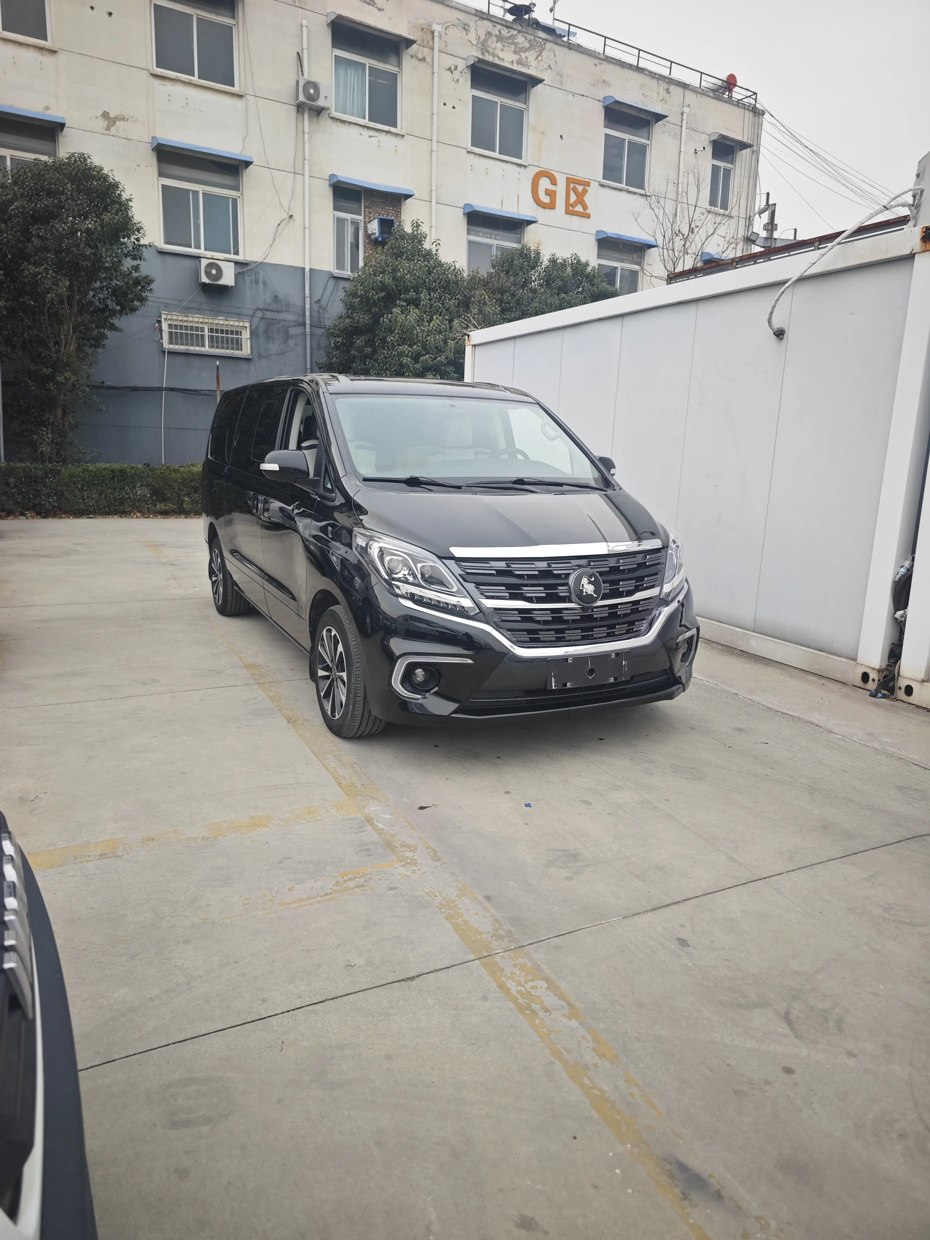 Forthing Fengxing M7  из Китая