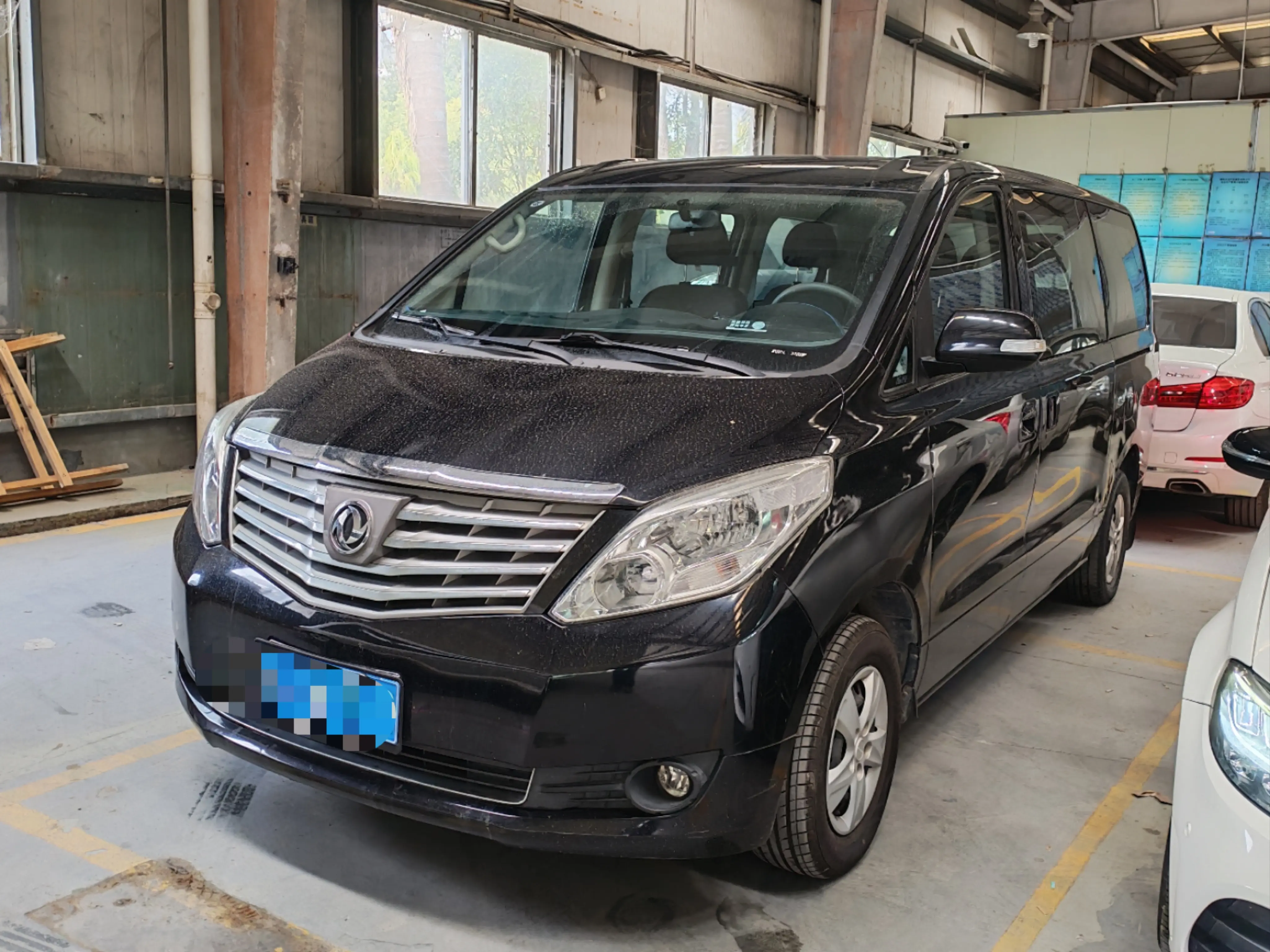 Forthing Lingzhi PLUS  из Китая