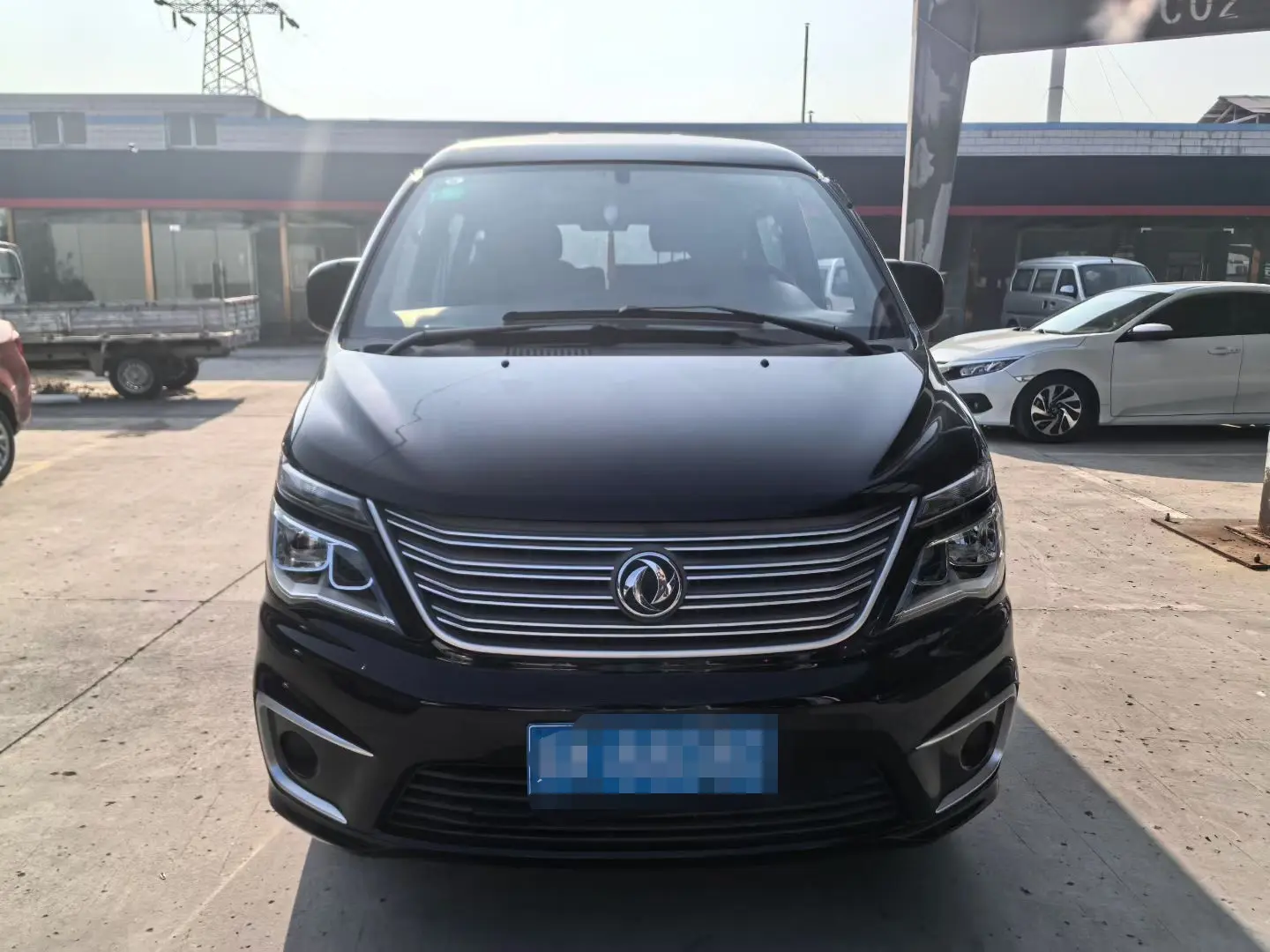 Forthing Lingzhi  из Китая