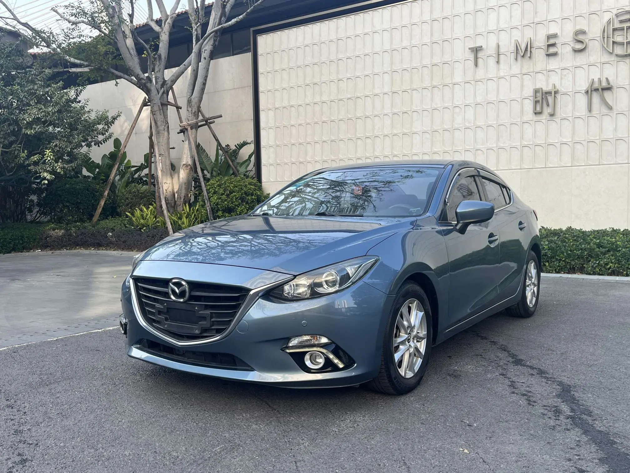 Mazda Axela (Mazda3)  из Китая