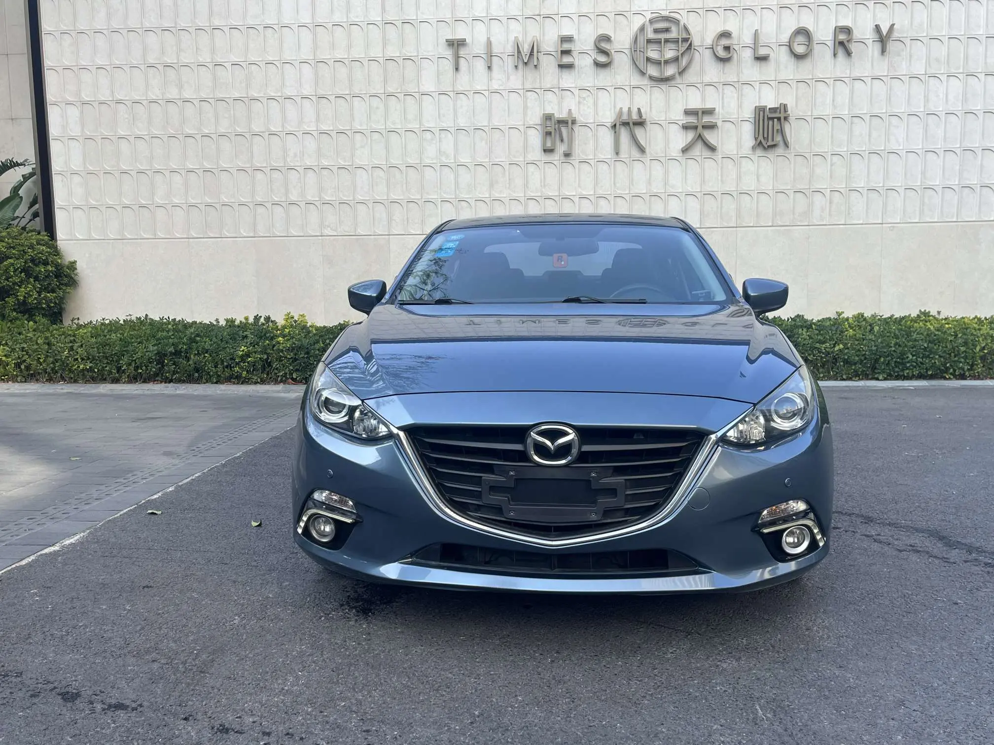 Mazda Axela (Mazda3)  из Китая
