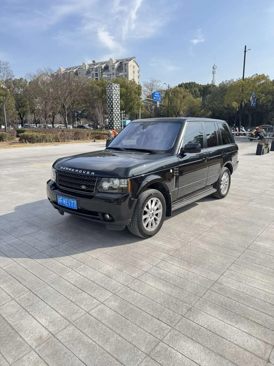 Land Rover Range rover  из Китая