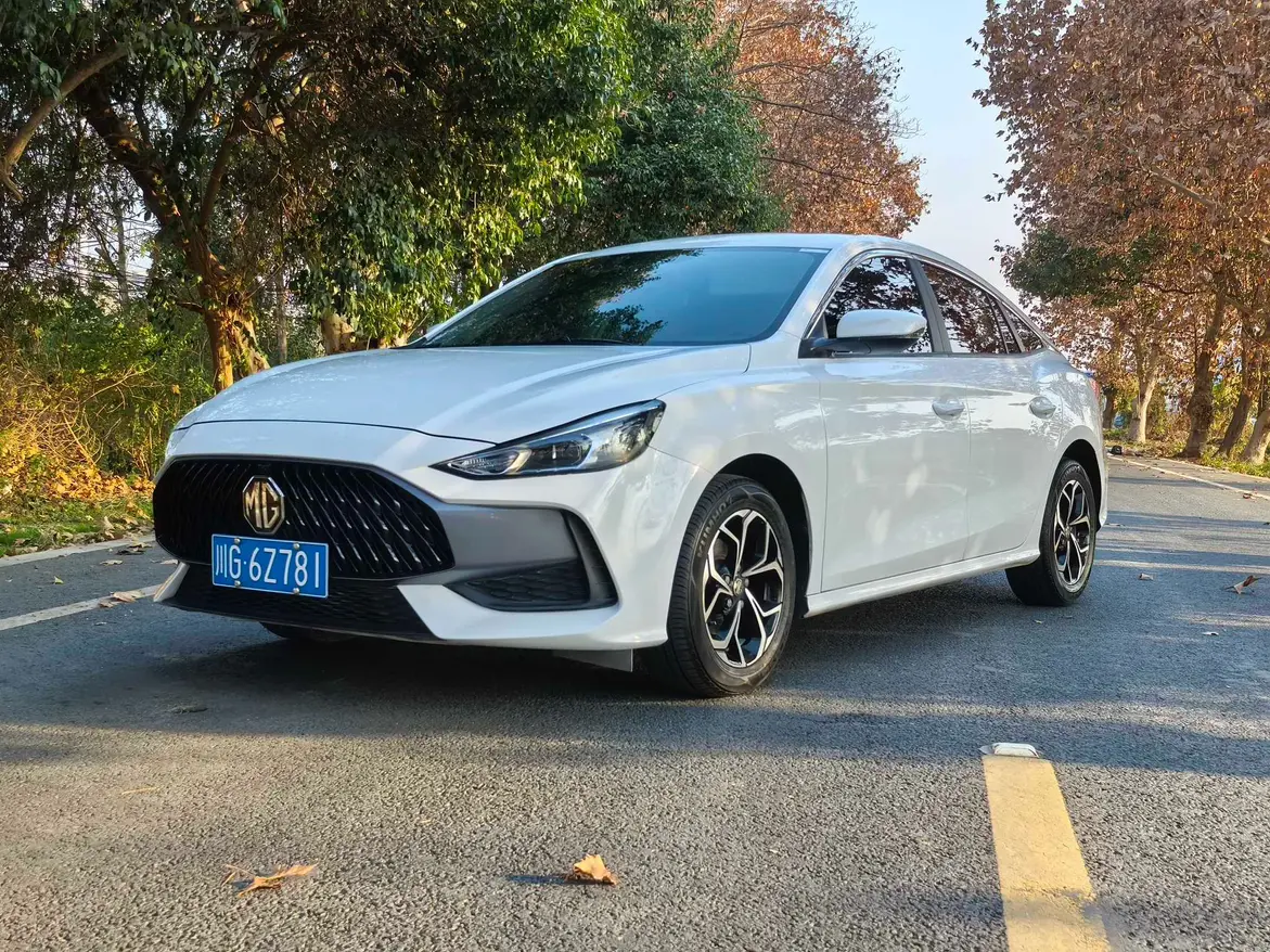 MG 5  из Китая