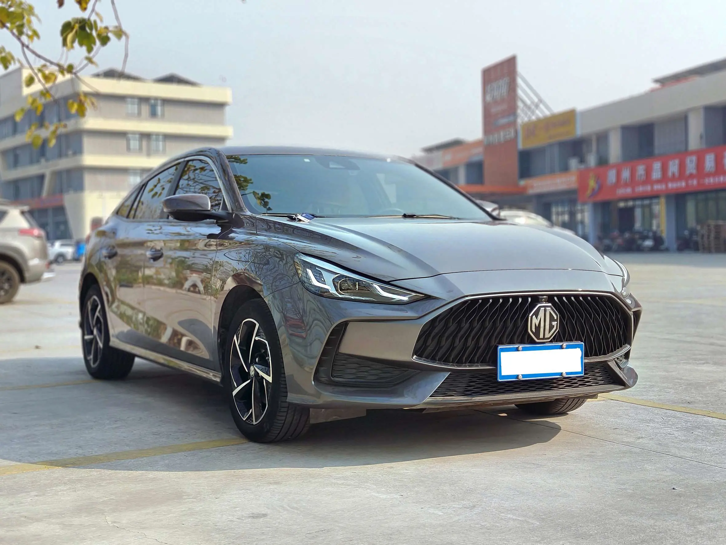 MG 5  из Китая