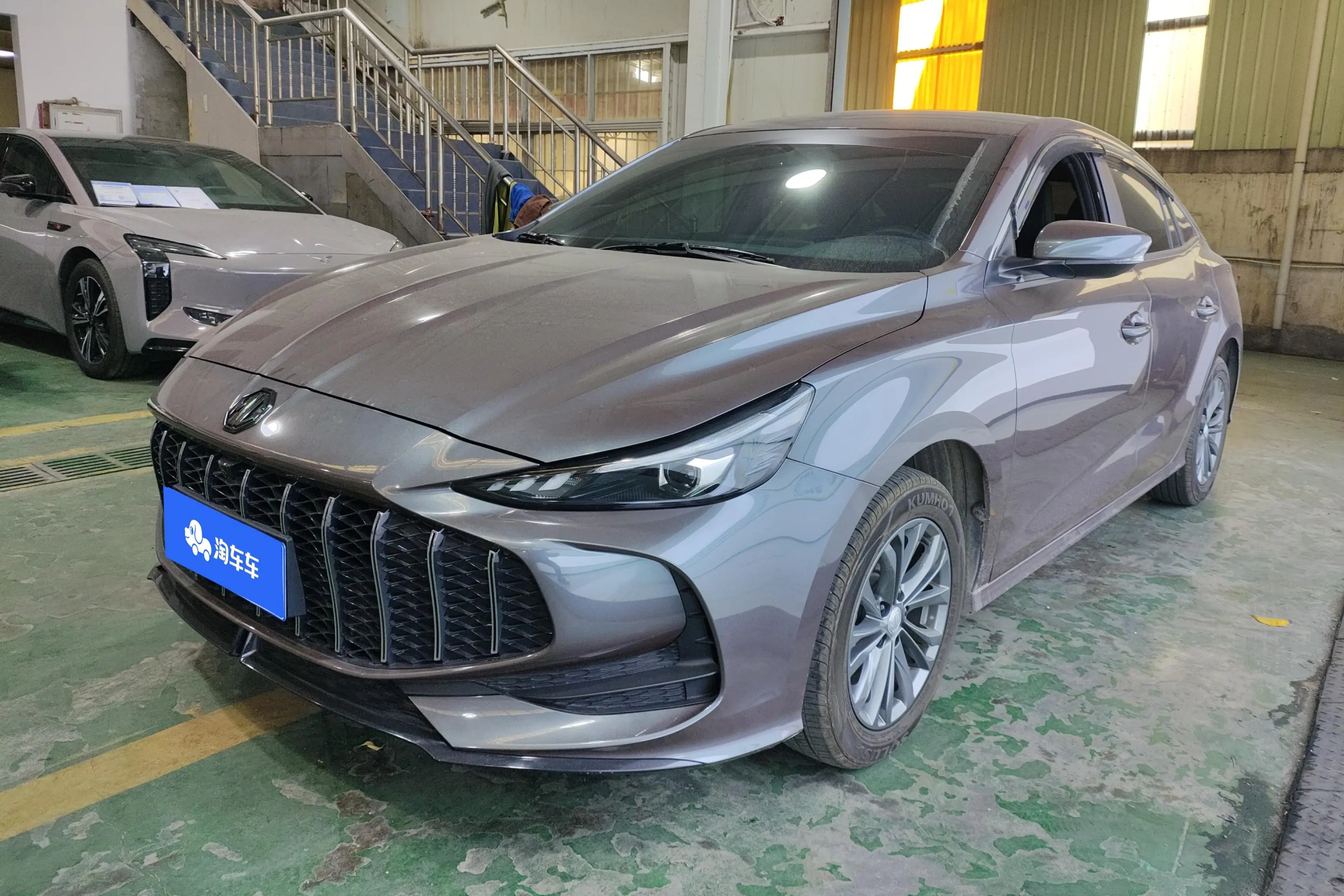 MG 5  из Китая