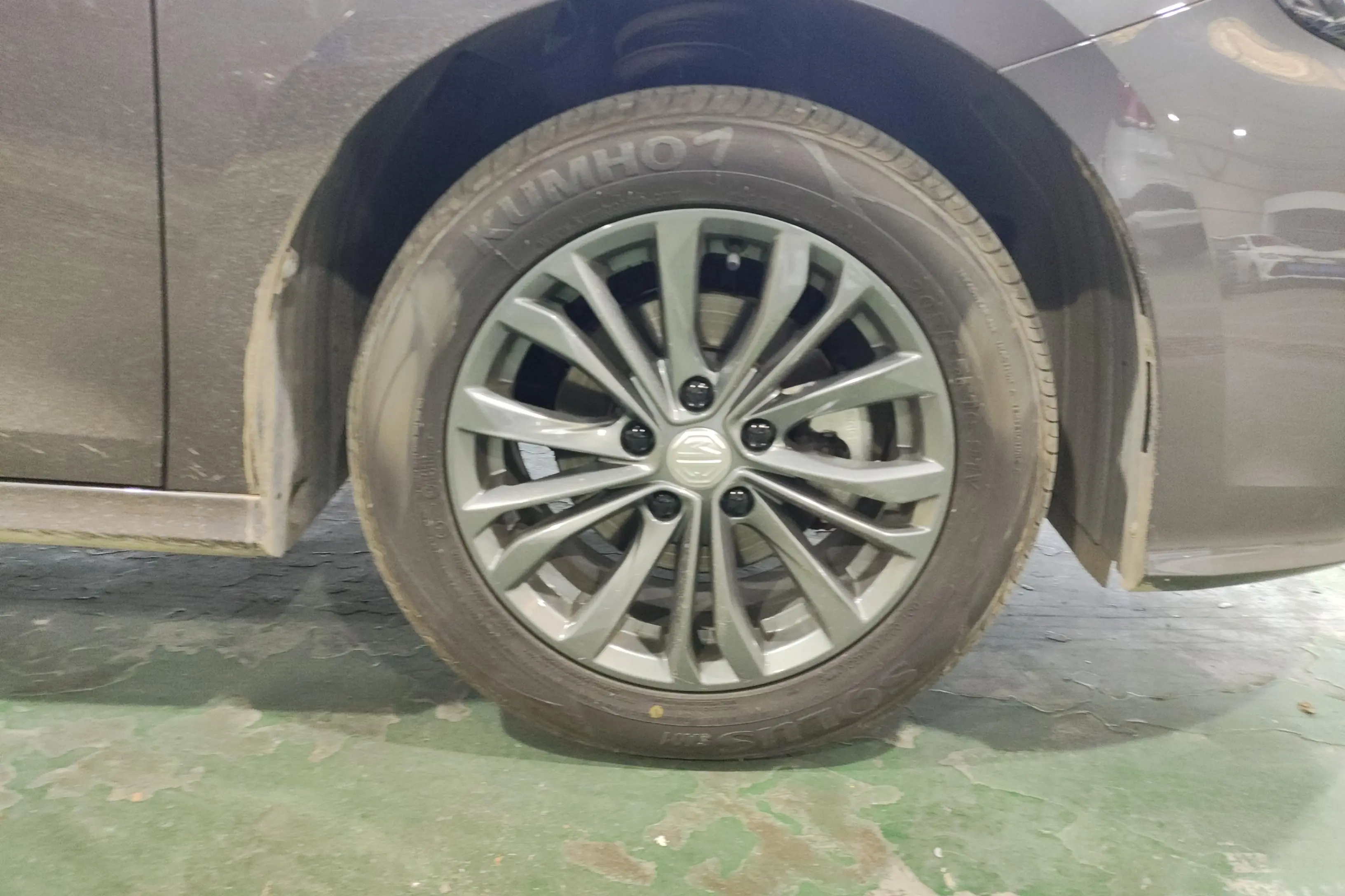 MG 5  из Китая