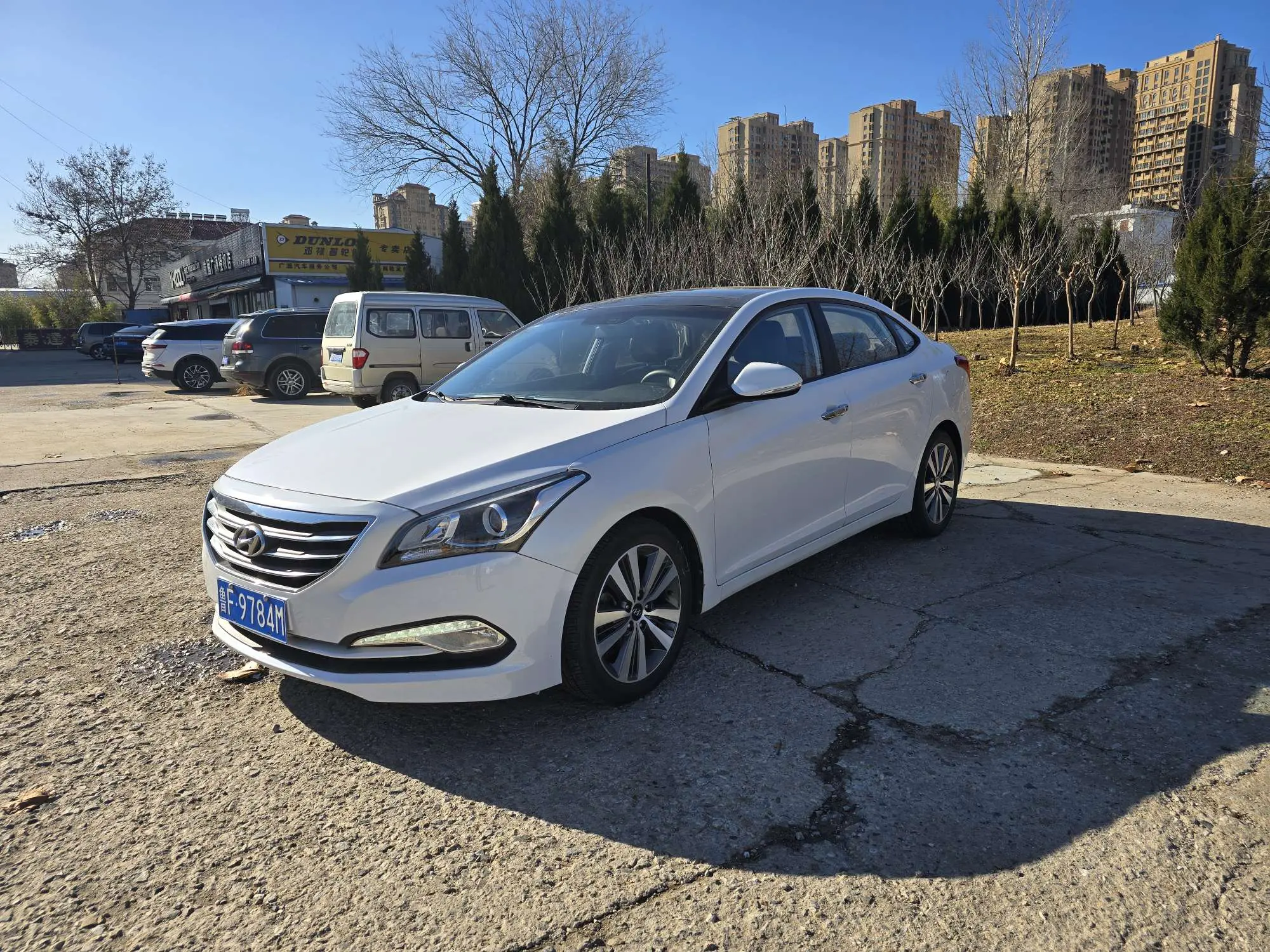 Hyundai Famous pictures  из Китая