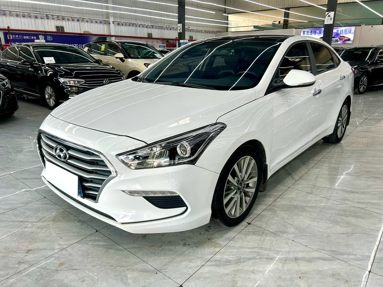 Hyundai Famous pictures  из Китая