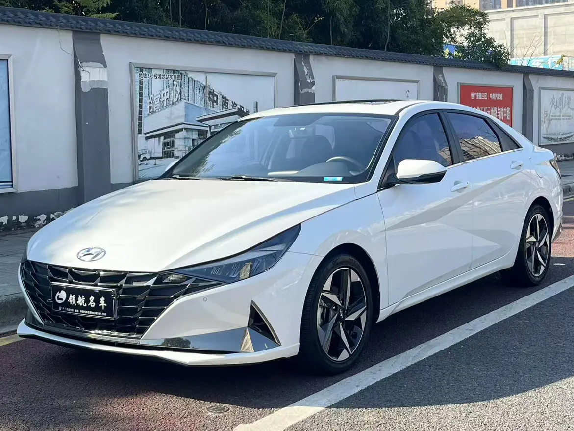 Hyundai Elantra  из Китая