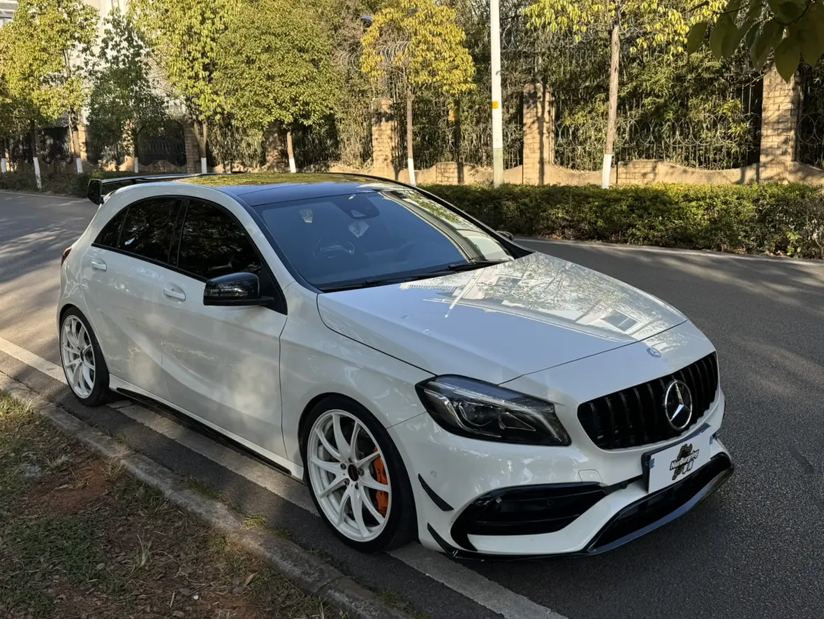 Mercedes-Benz A-Class AMG  из Китая