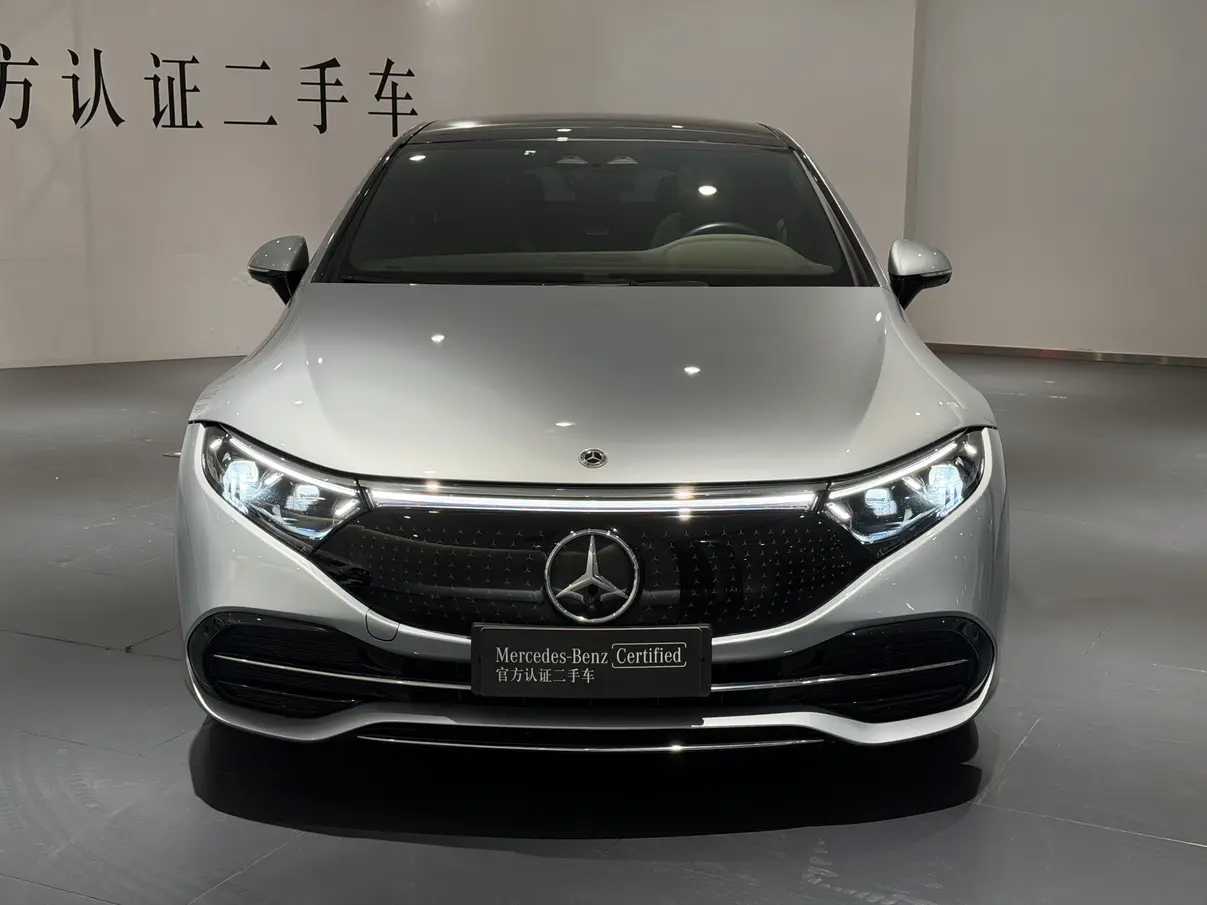 Mercedes-Benz EQS  из Китая
