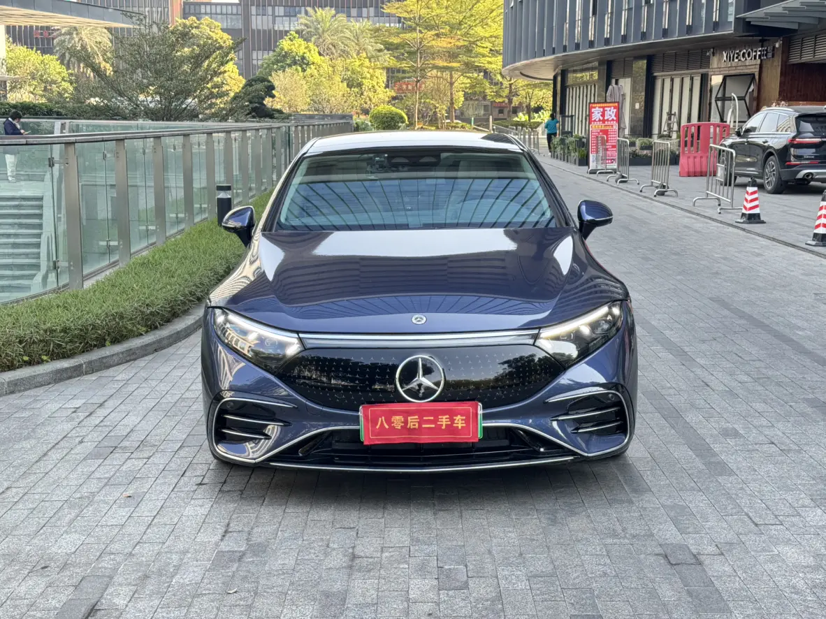 Mercedes-Benz EQS  из Китая