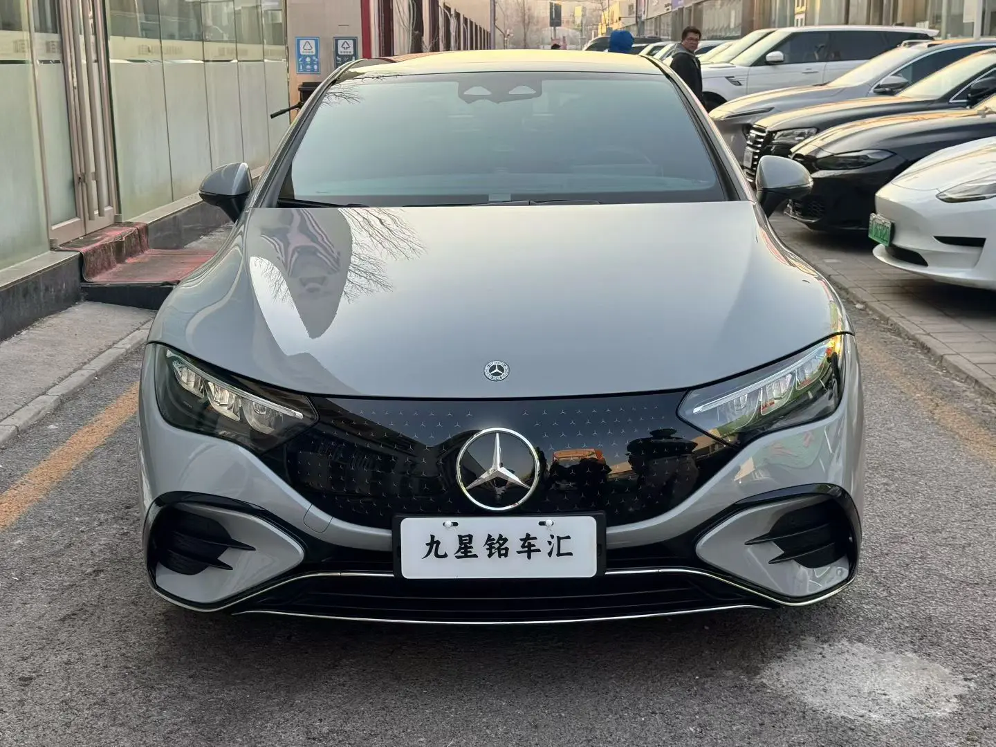 Mercedes-Benz EQE  из Китая