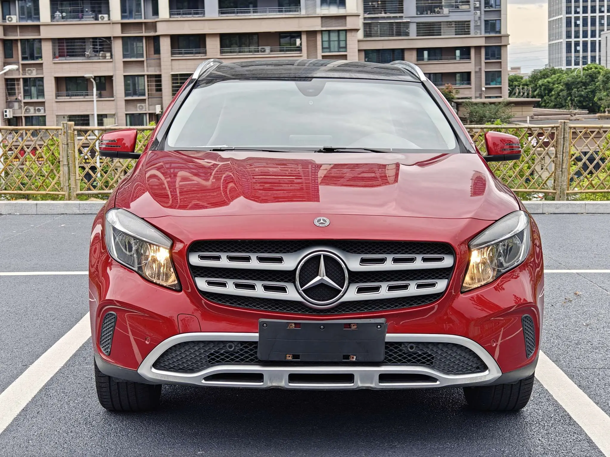 Mercedes-Benz GLA  из Китая