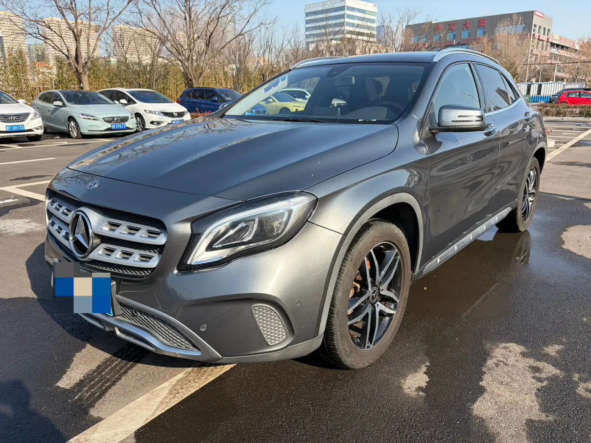 Mercedes-Benz GLA  из Китая