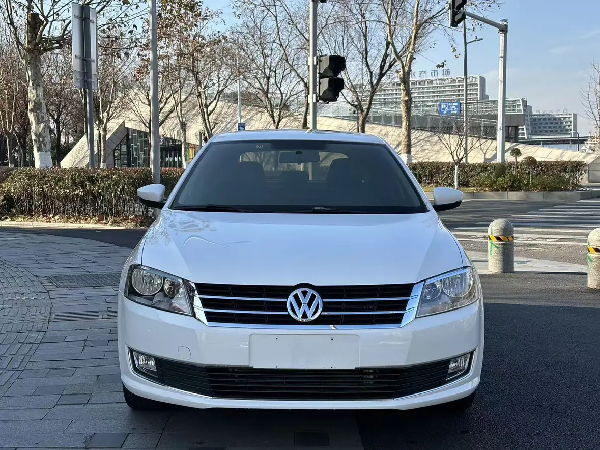 Volkswagen Langxing  из Китая