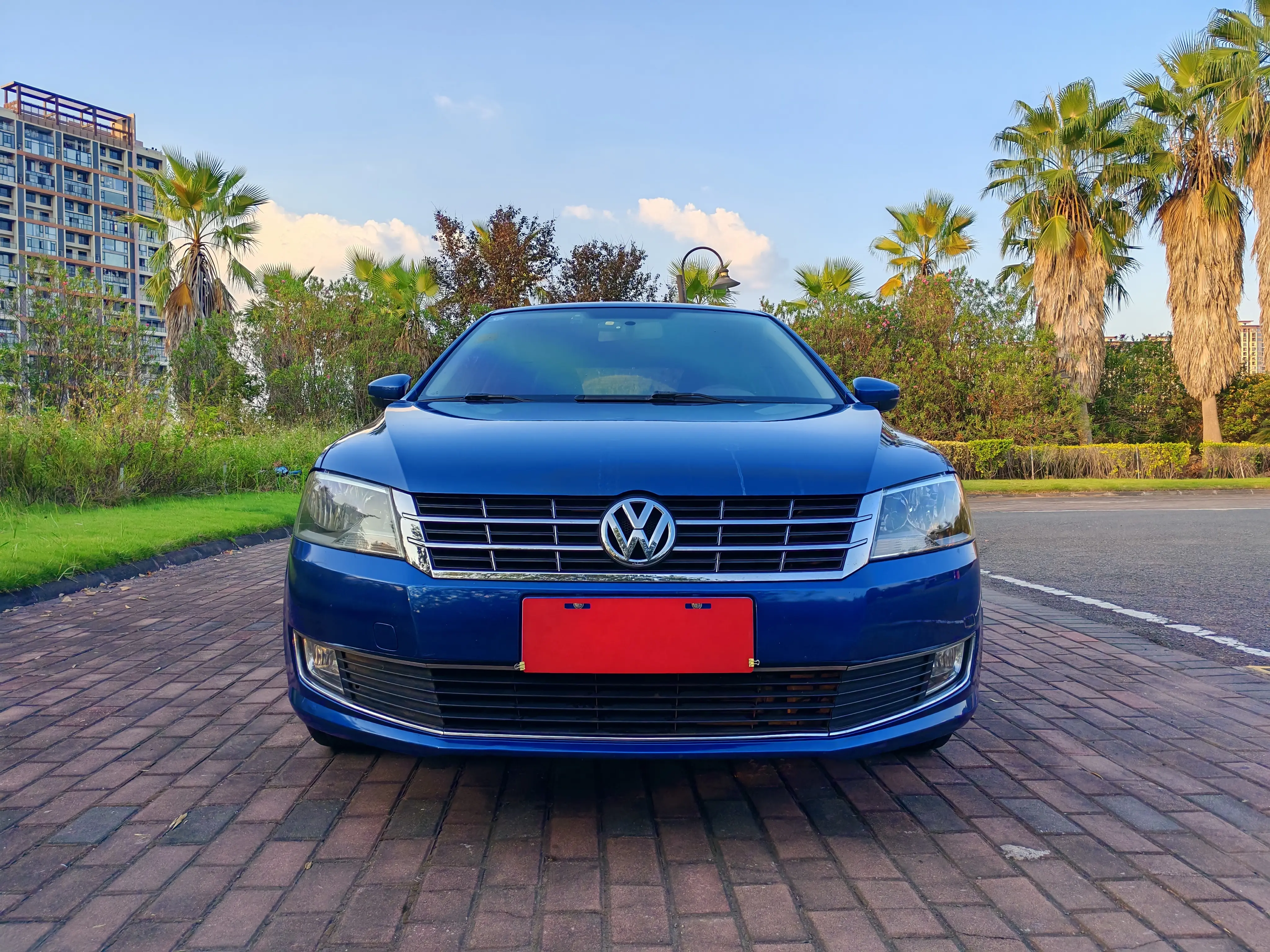 Volkswagen Langxing  из Китая