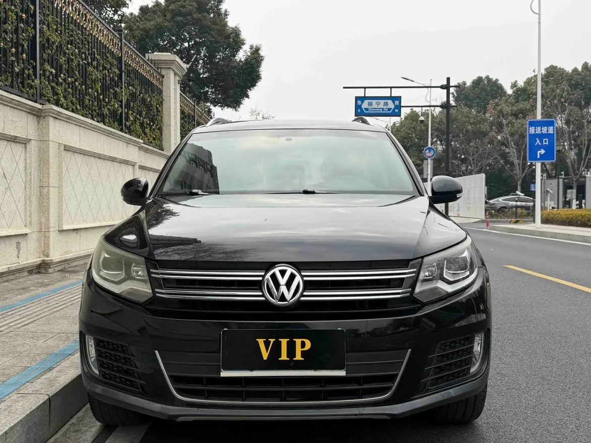 Volkswagen Tiguan  из Китая