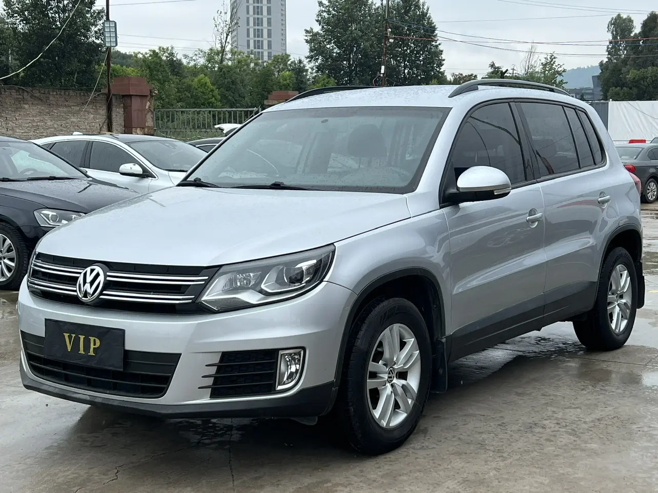 Volkswagen Tiguan  из Китая