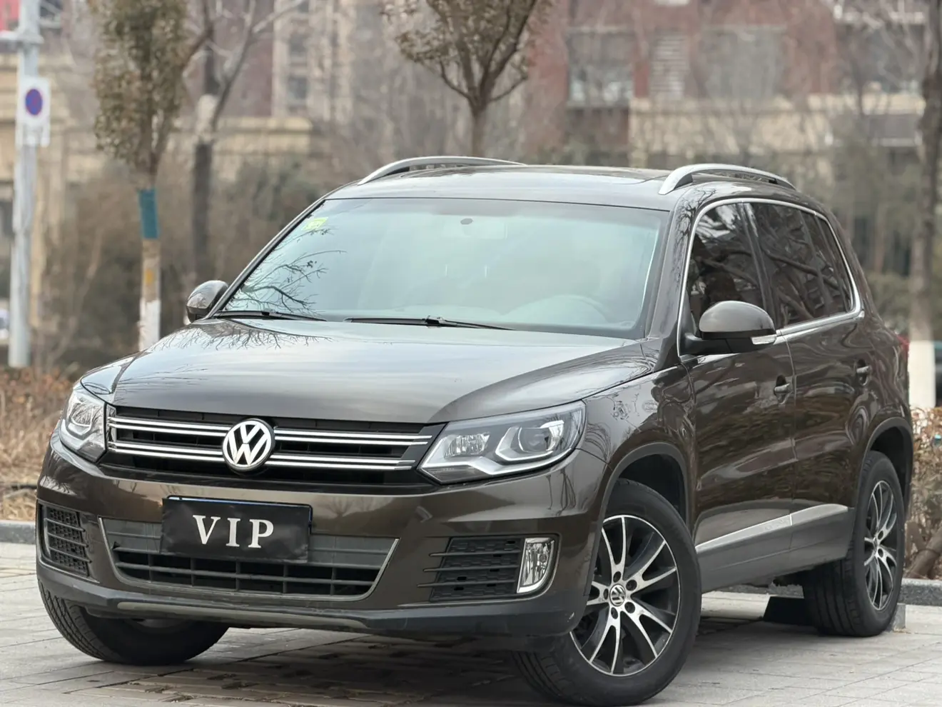 Volkswagen Tiguan  из Китая