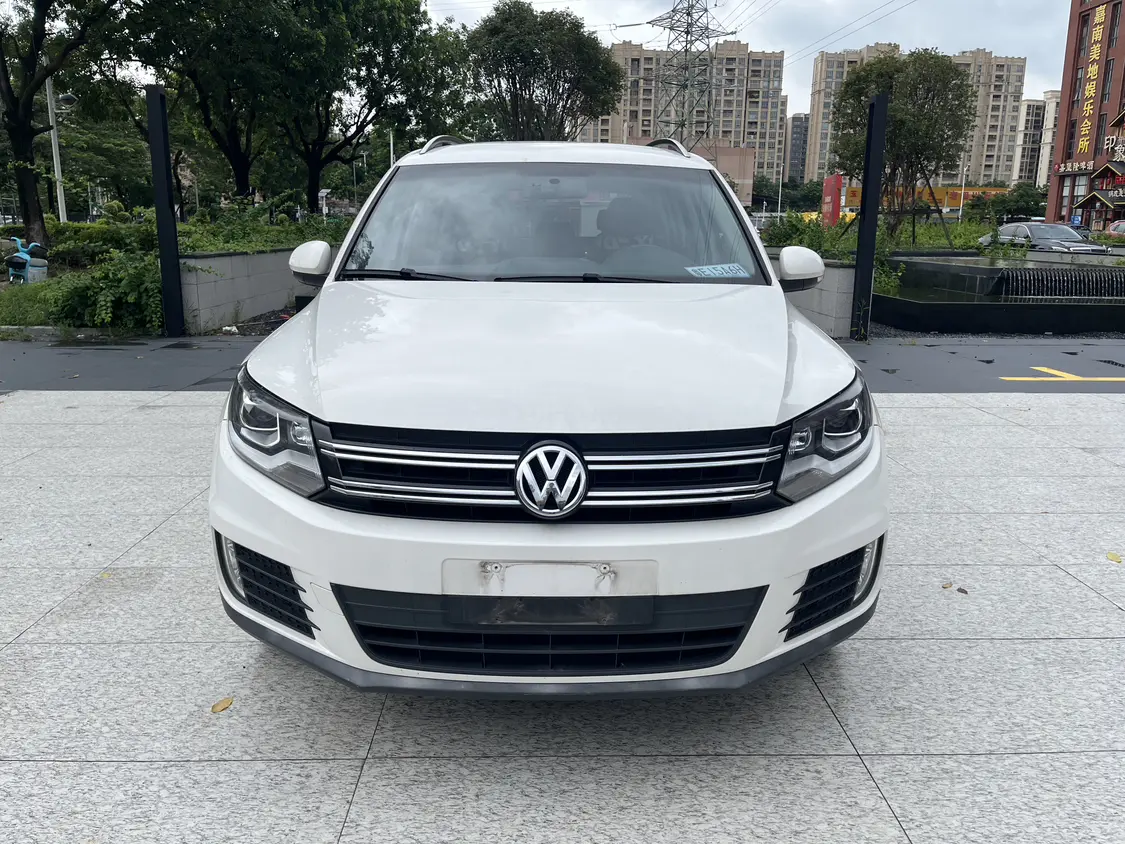 Volkswagen Tiguan  из Китая