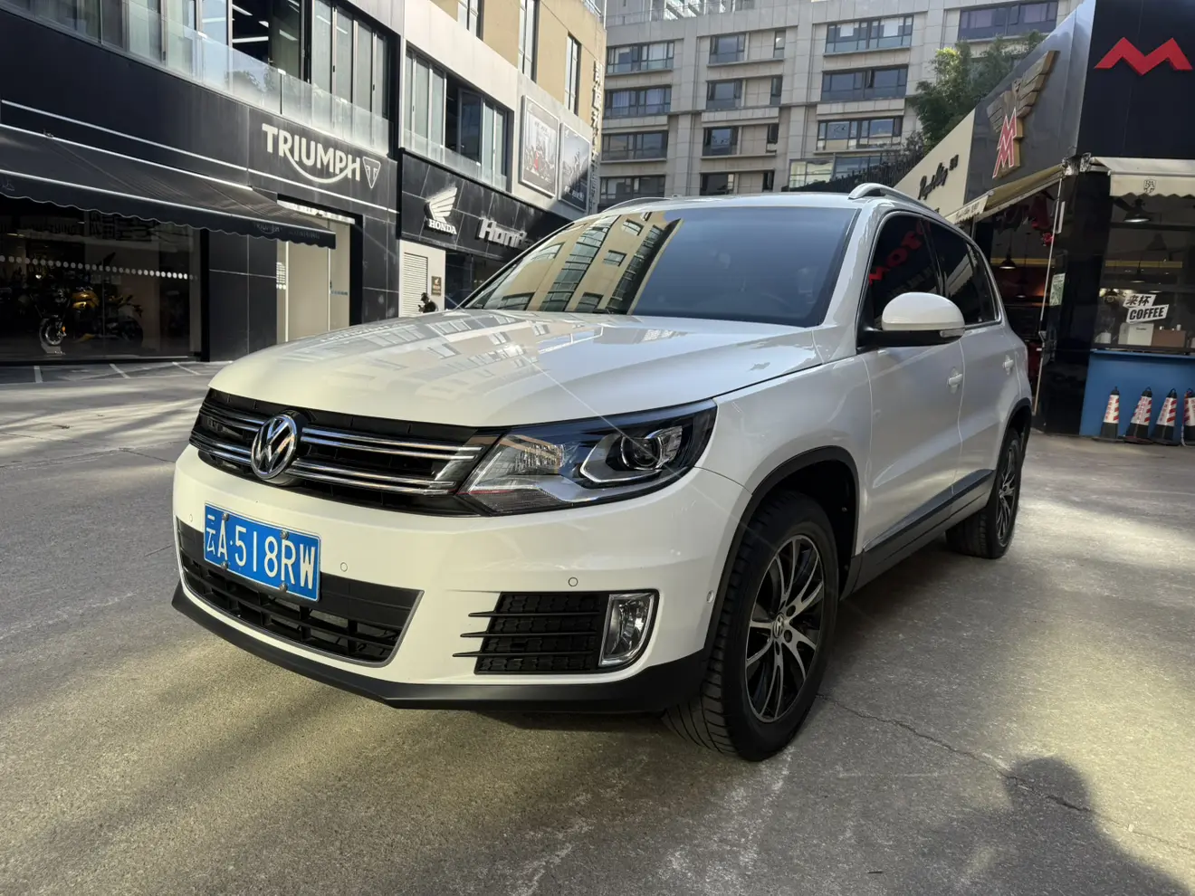 Volkswagen Tiguan  из Китая