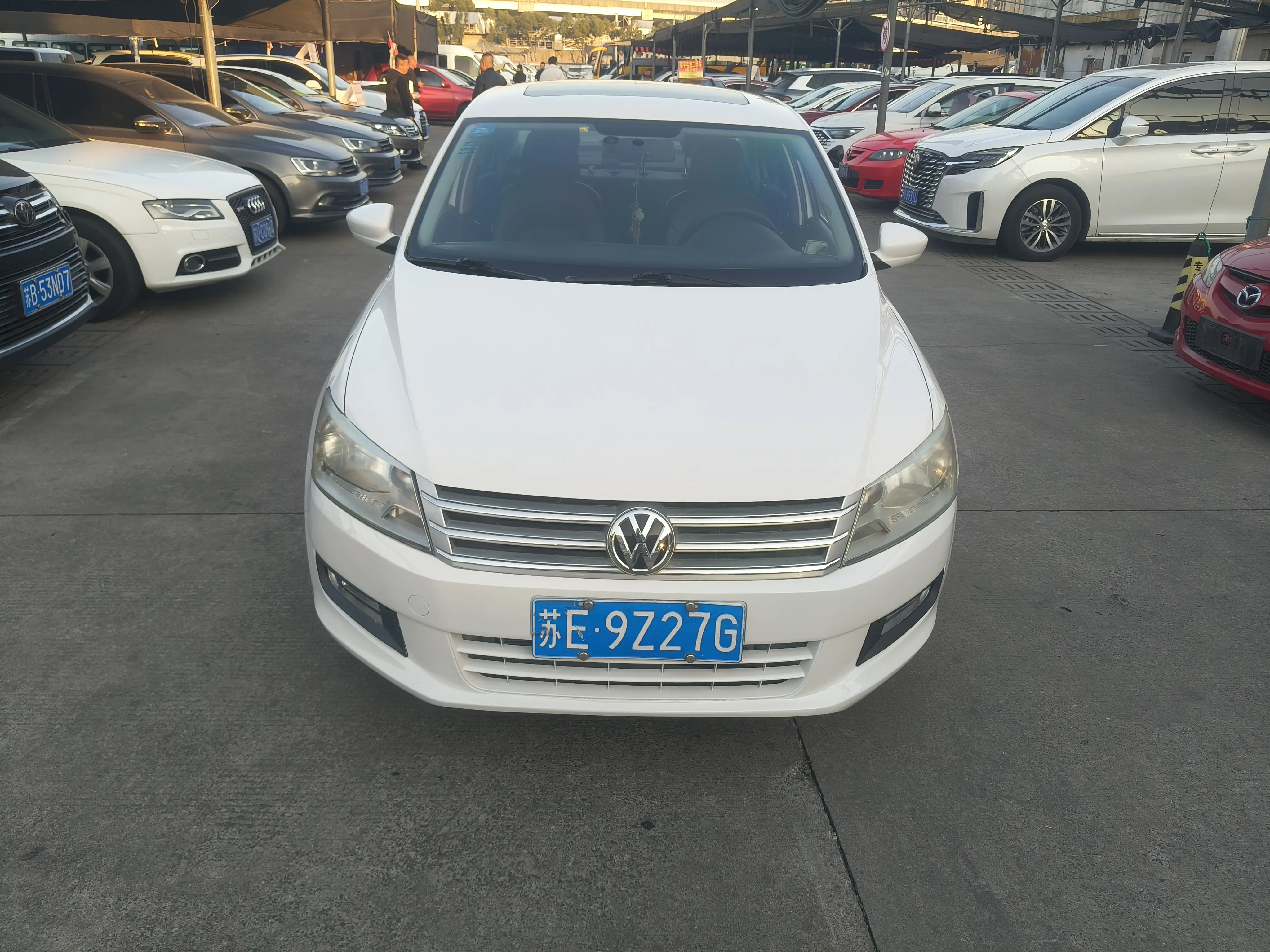 Volkswagen Santana  из Китая