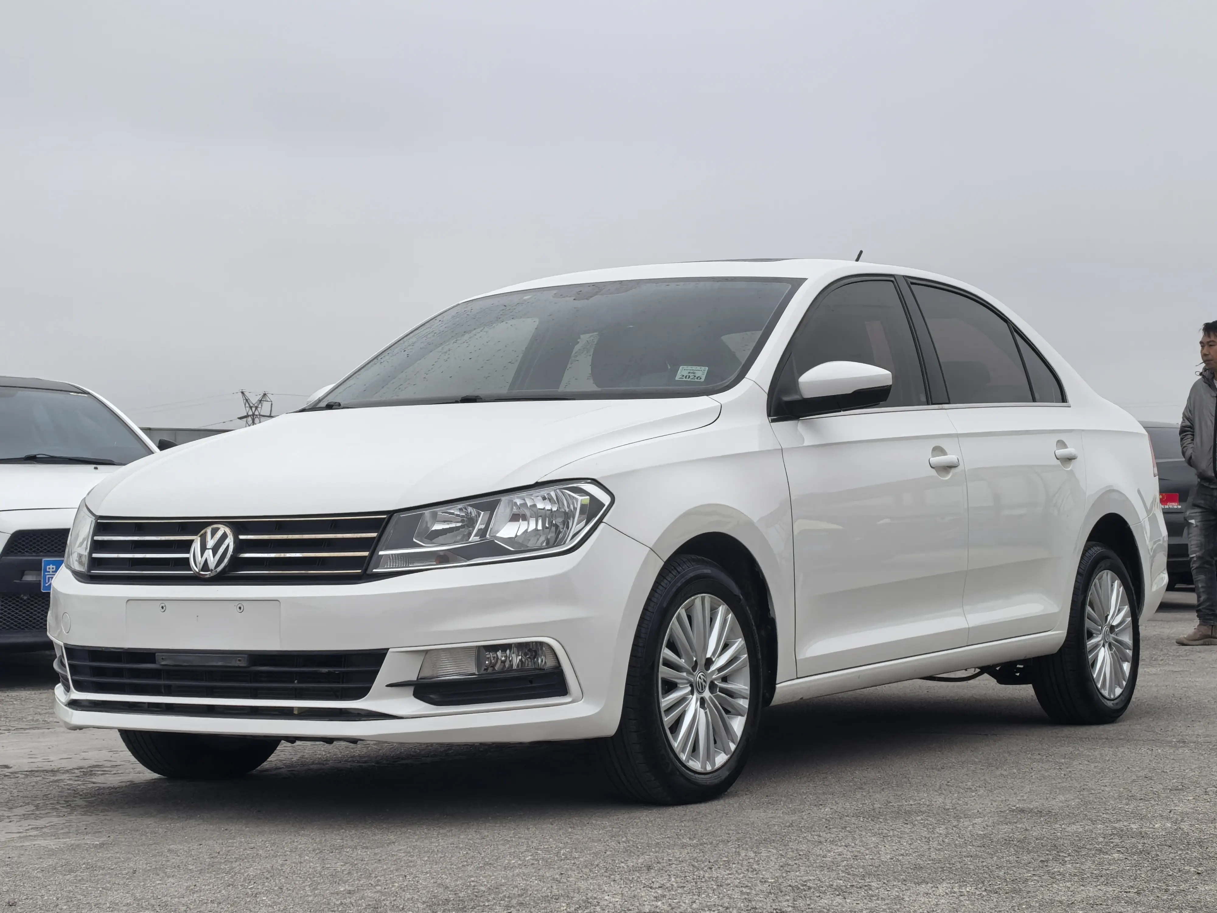 Volkswagen Santana  из Китая