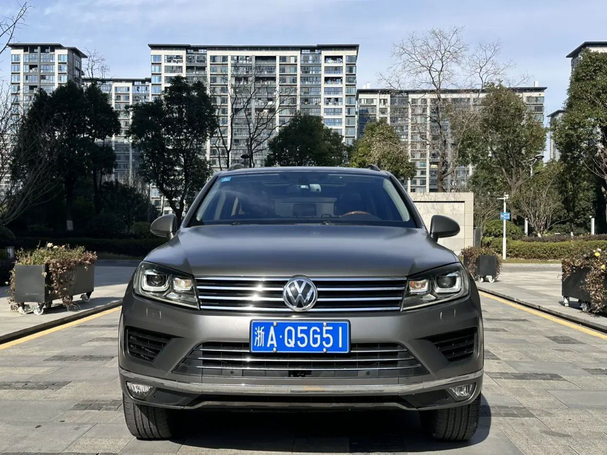 Volkswagen Touareg  из Китая