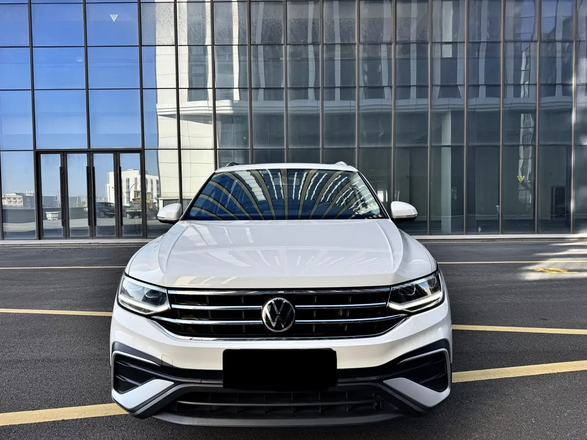 Volkswagen Tiguan L  из Китая