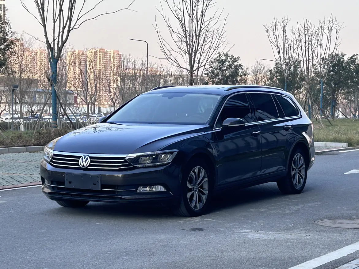 Volkswagen Wei Lan  из Китая