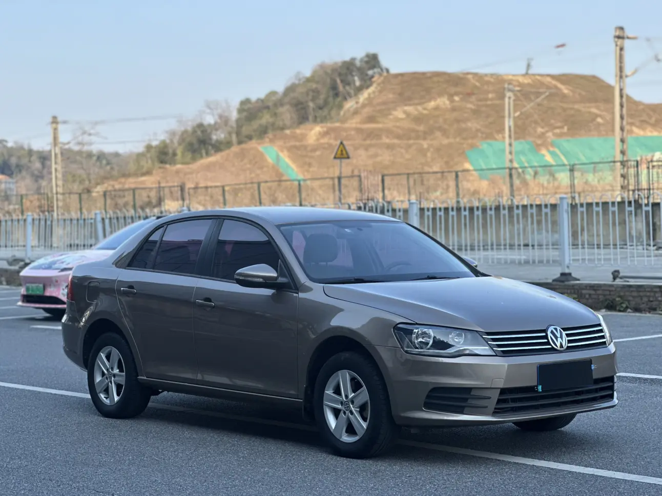 Volkswagen Bora  из Китая