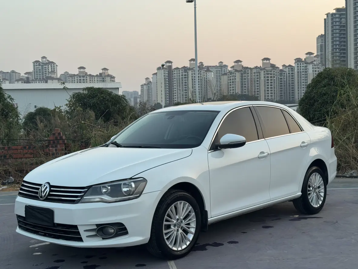 Volkswagen Bora  из Китая