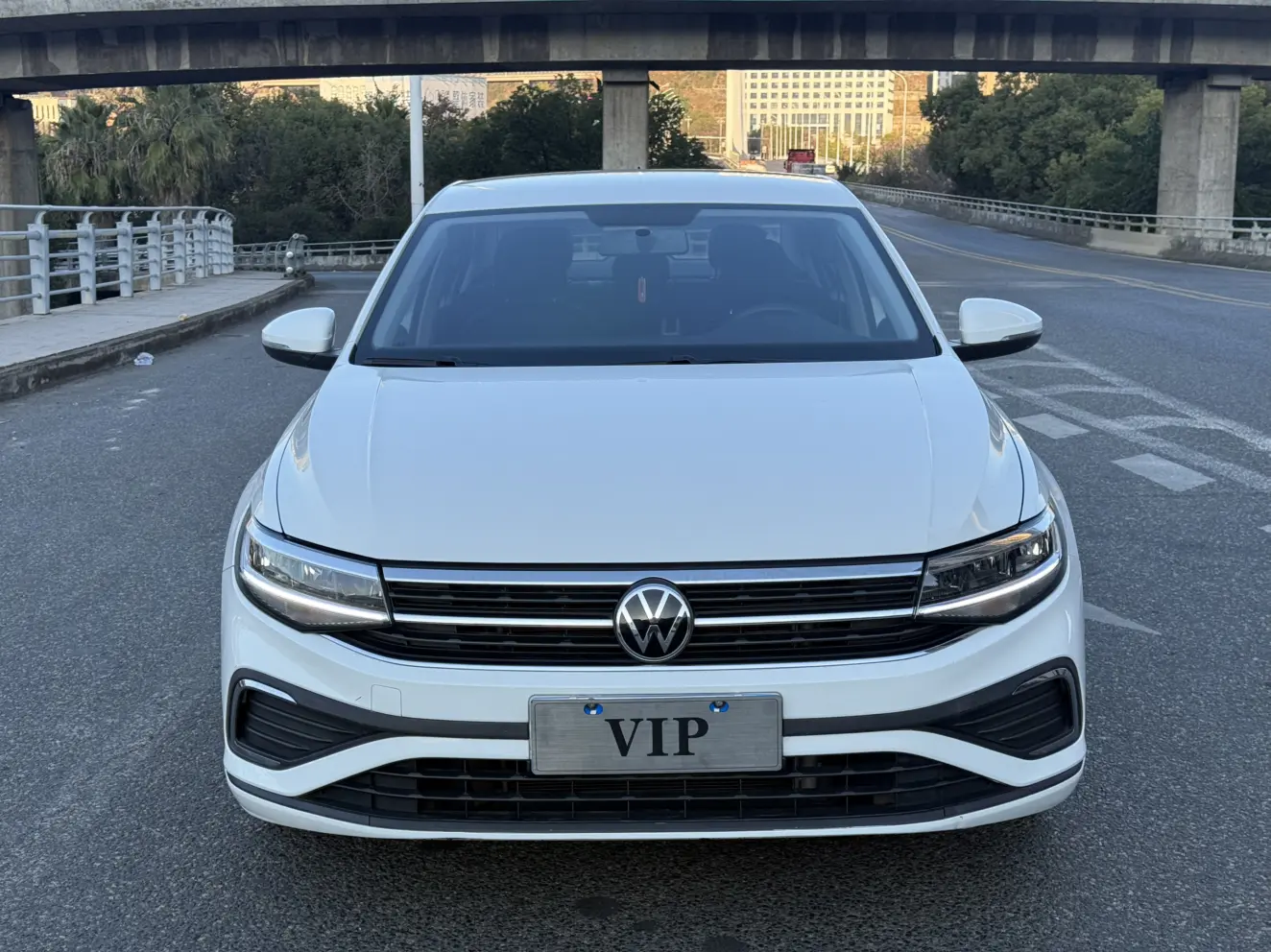 Volkswagen Bora  из Китая