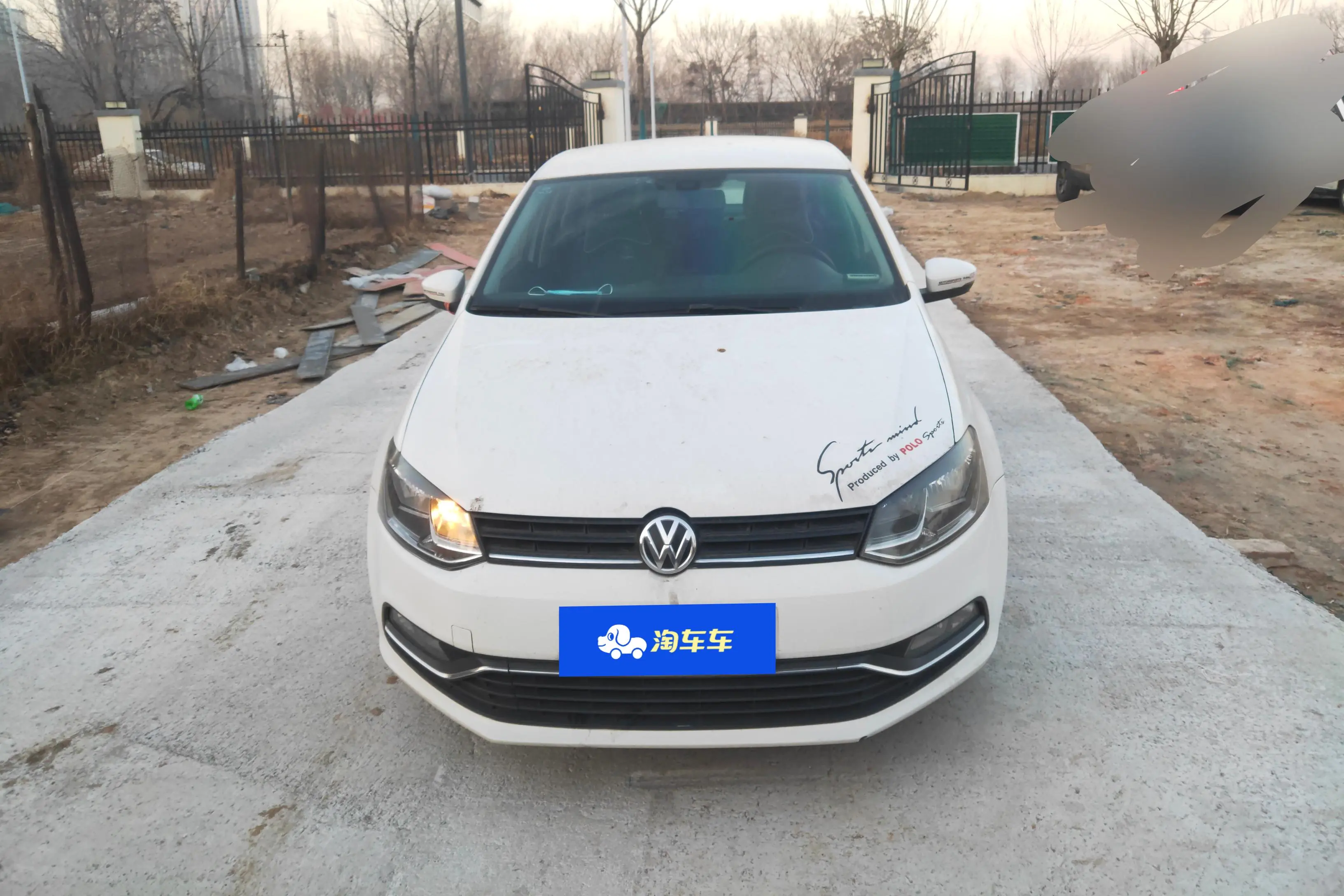 Volkswagen Polo  из Китая