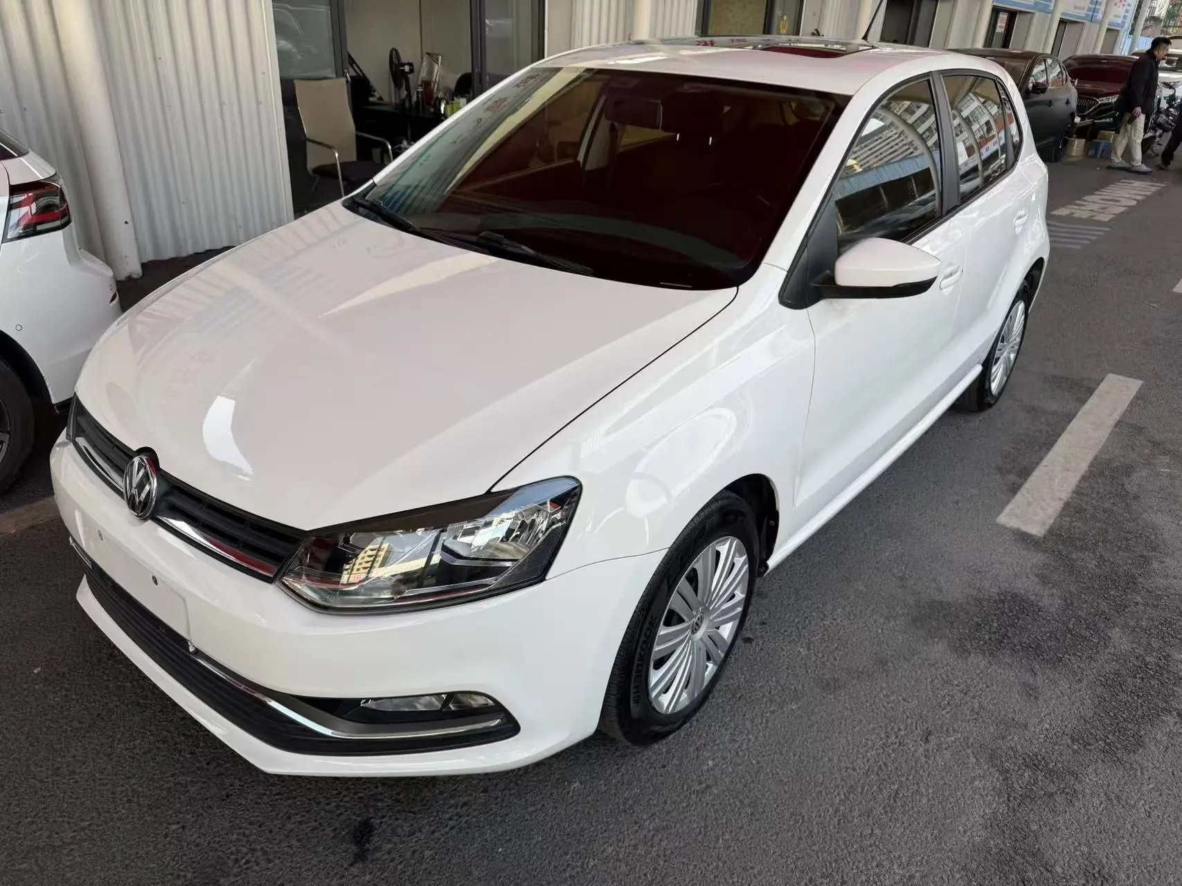 Volkswagen Polo  из Китая