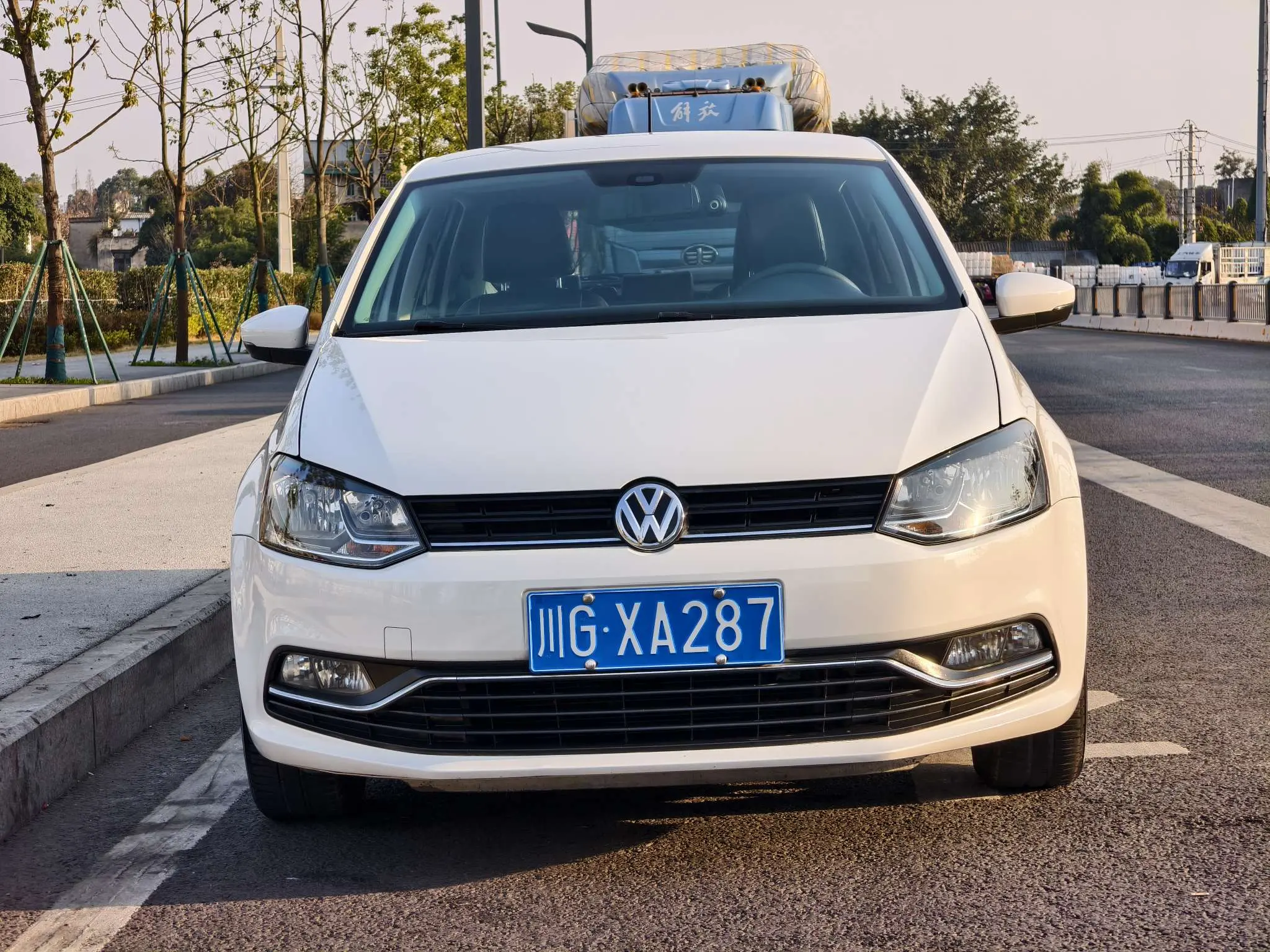 Volkswagen Polo  из Китая