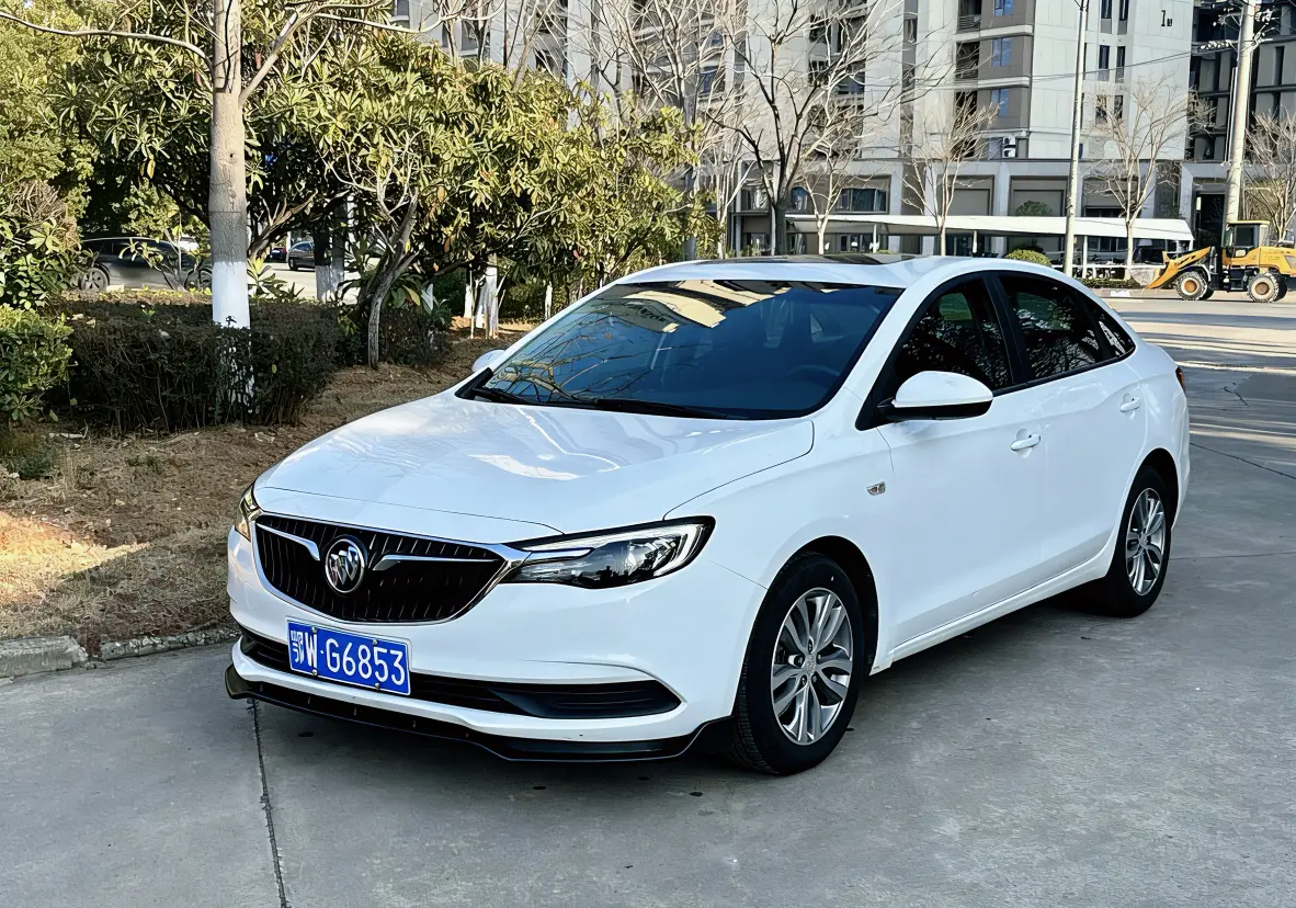 Buick Yinglang  из Китая